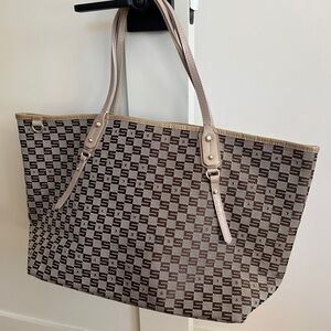 Sisley Stylish Beige Tote Bag